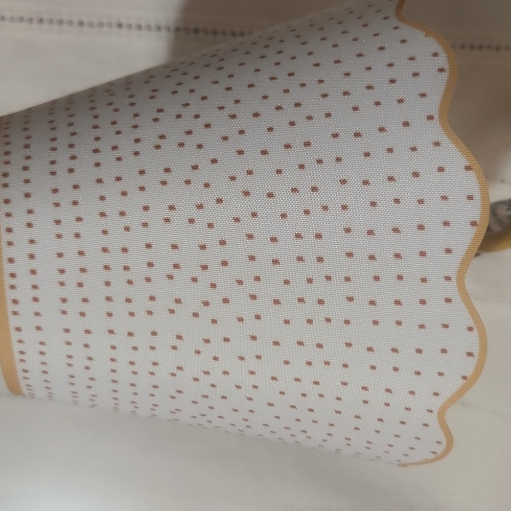 Room Essentials Table Lamp - Picture 6 of 16